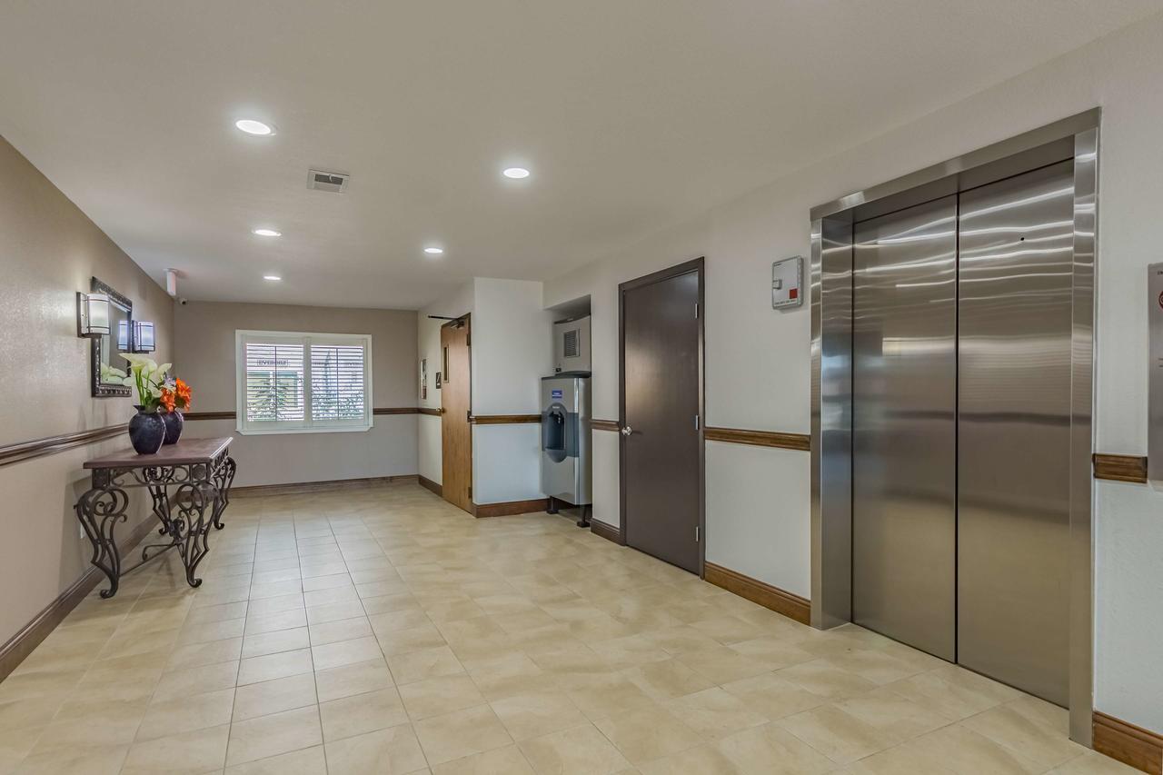 Studio 6-Plano, Tx 외부 사진